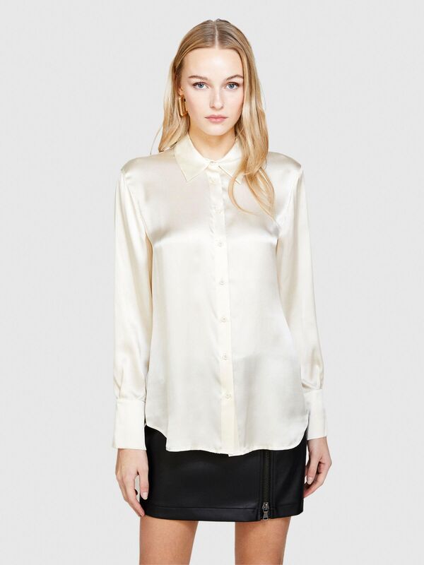 %100 İpek Arkası Uzun Regular Fit Gömlek Kadın Bej Gömlek - 324P5Q6WLQ05E