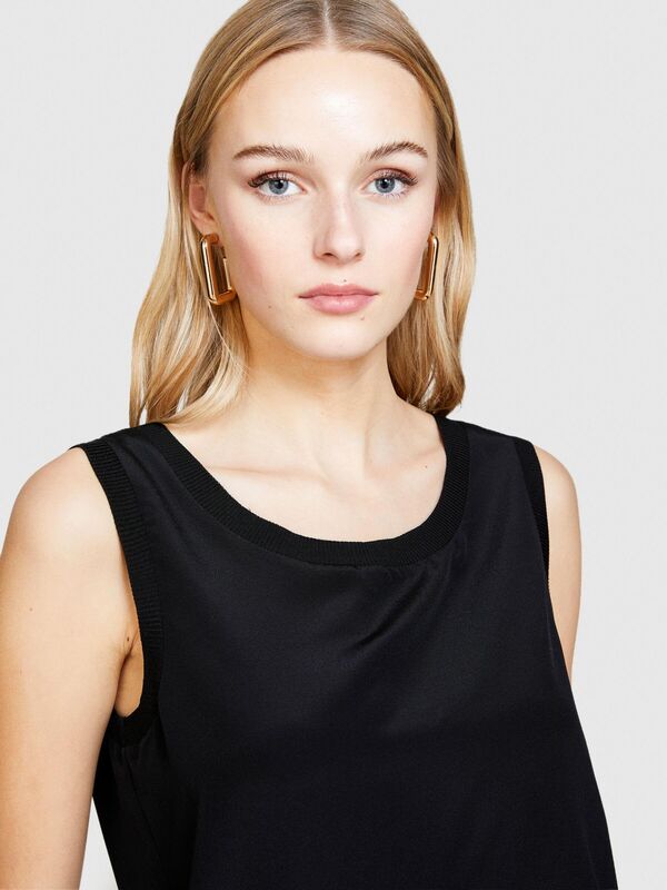 %100 İpek Bisiklet Yaka Kolsuz Bluz Kadın Siyah Bluz - 324P50OYLH010