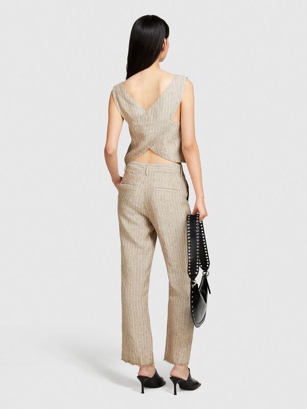 Sisley - %100 Keten Çizgili Kare Yaka Askılı Bluz Kadın Siyah Mix Bluz - 324P5NTHLH015