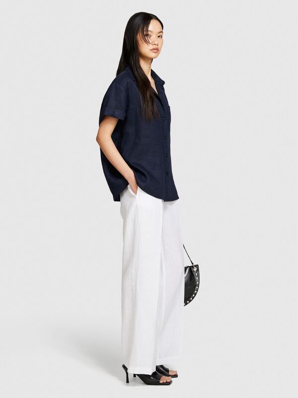 %100 Keten Düğmeli Göğüs Cepli Kısa Kollu Gömlek Kadın Lacivert Gömlek - 324P5BMLLQ042