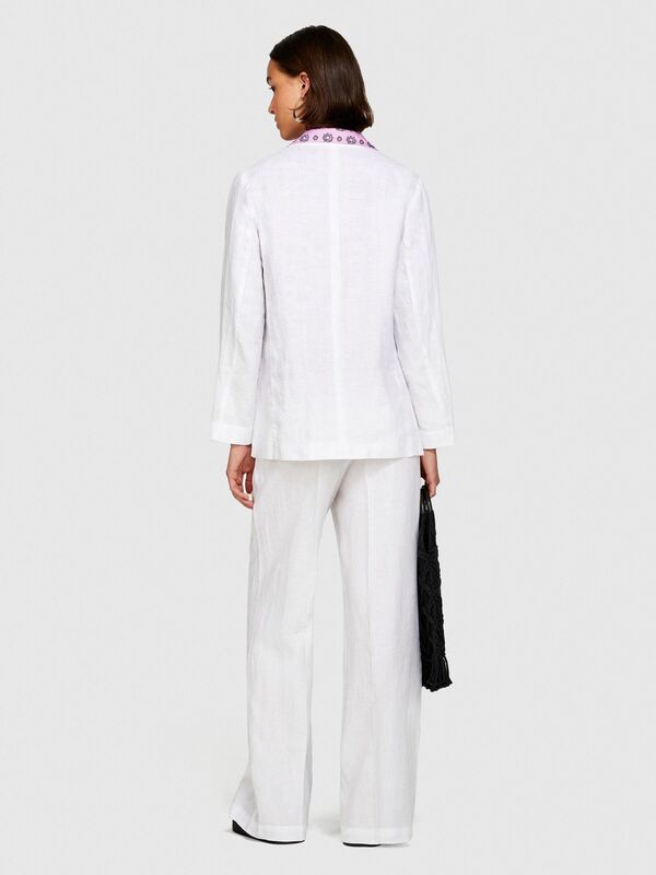 Sisley - %100 Keten Kapaklı Cep Tasarımı Tek Düğmeli Blazer Ceket Kadın Beyaz Ceket - 324P2AGHLW019 Sisley - %100 Keten Kapaklı Cep Tasarımı Tek Düğmeli Blazer Ceket Kadın Beyaz Ceket - 324P2AGHLW019