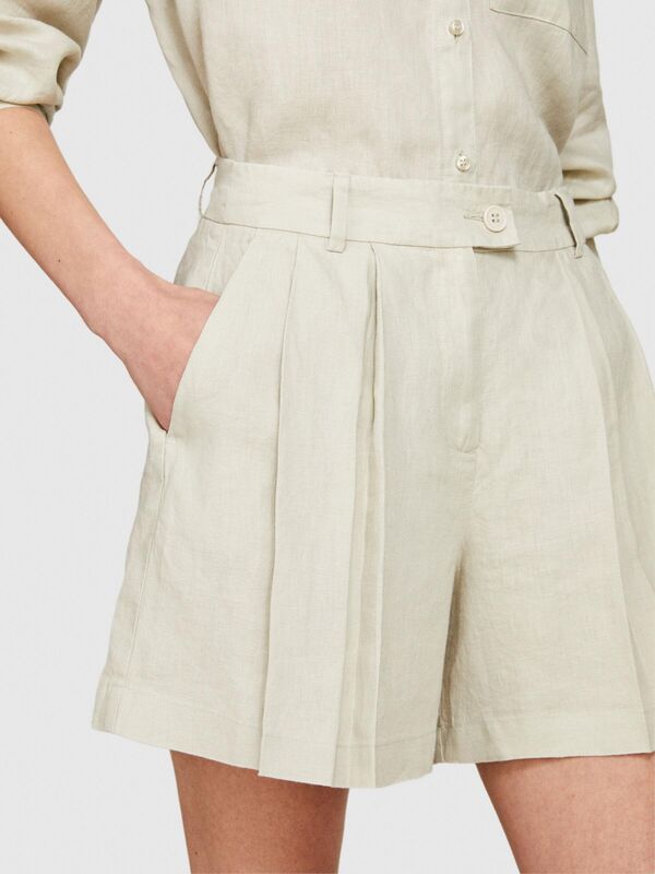 %100 Keten Önü Çift Pileli Şort Kadın Bej Şort - 324P4AGHL9013