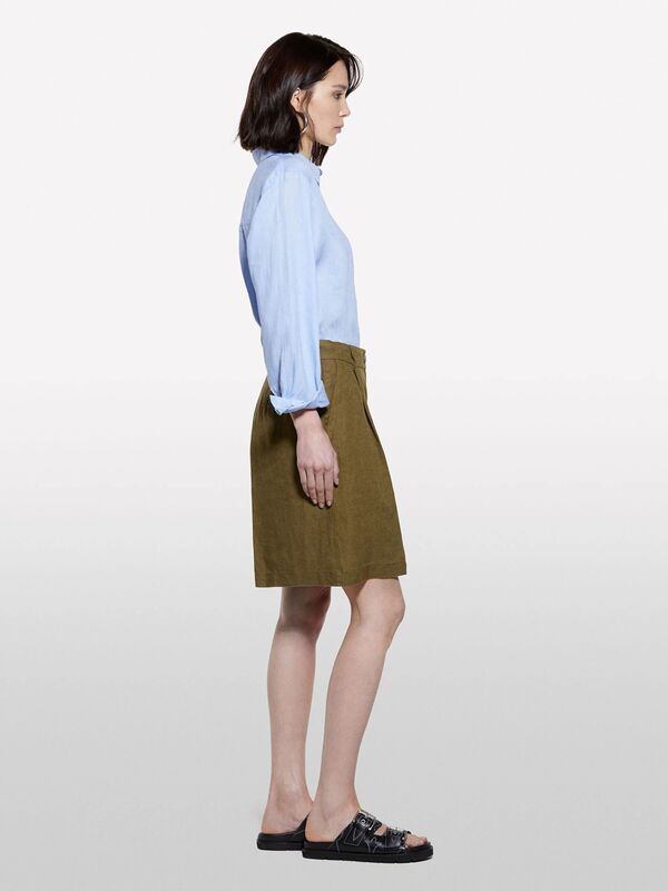 %100 Keten Pile Detaylı Yüksek Bel Bermuda Şort Kadın Haki Yeşili Şort - 325P4AGHL901K