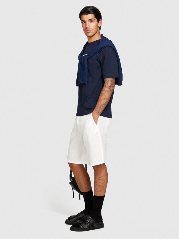 Sisley - %100 Keten Slim Fit Bermuda Şort Erkek Kırık Beyaz Şort - 324P4AGHS9010