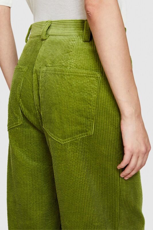 %100 Koton Geniş Paça Kadife Pantolon Kadın Yeşil T-Shirt - 323A453ULF040