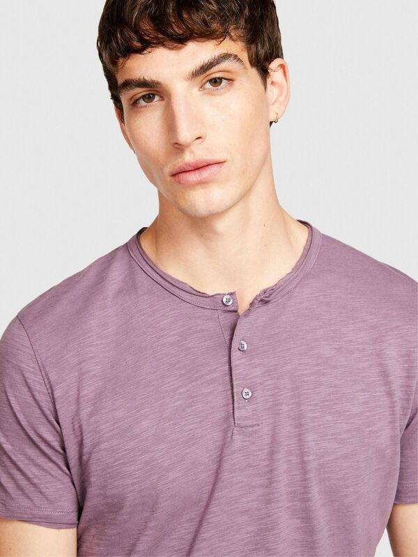 %100 Koton Slim Fit Düğme Detayli Slub T-Shirt Erkek Mor T-Shirt - 323A3YR7S1009