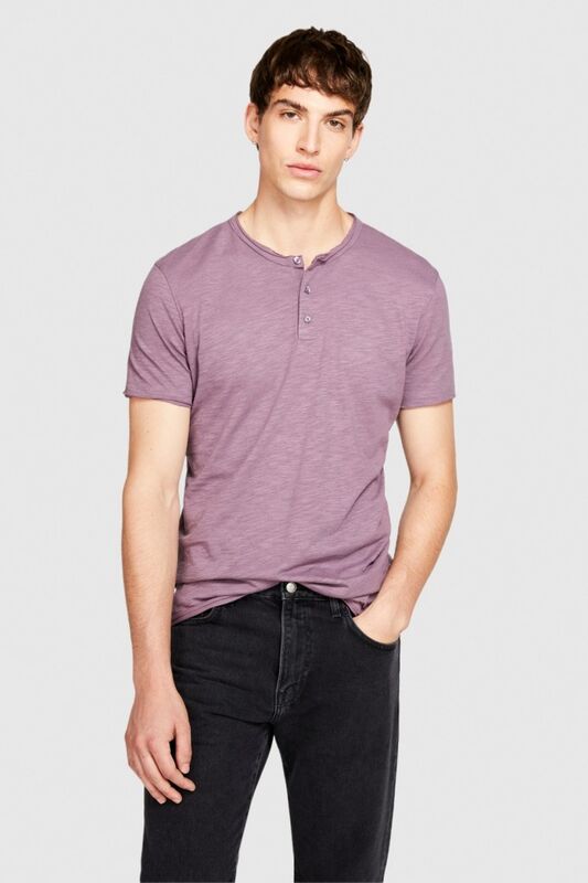 %100 Koton Slim Fit Düğme Detayli Slub T-Shirt Erkek Mor T-Shirt - 323A3YR7S1009