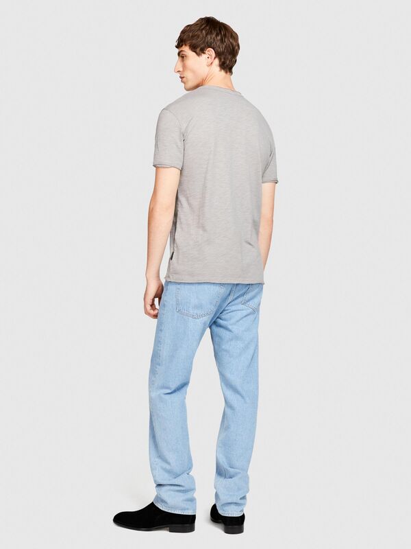 %100 Koton Slim Fit Düğme Detayli Slub T-Shirt Erkek Siyah T-Shirt - 323A3YR7S1009