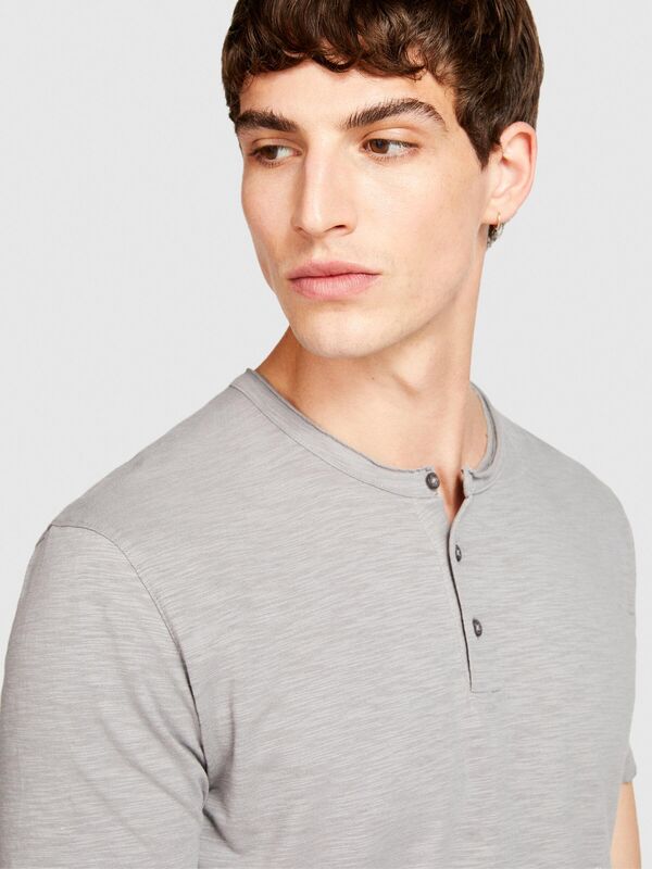 %100 Koton Slim Fit Düğme Detayli Slub T-Shirt Erkek Siyah T-Shirt - 323A3YR7S1009