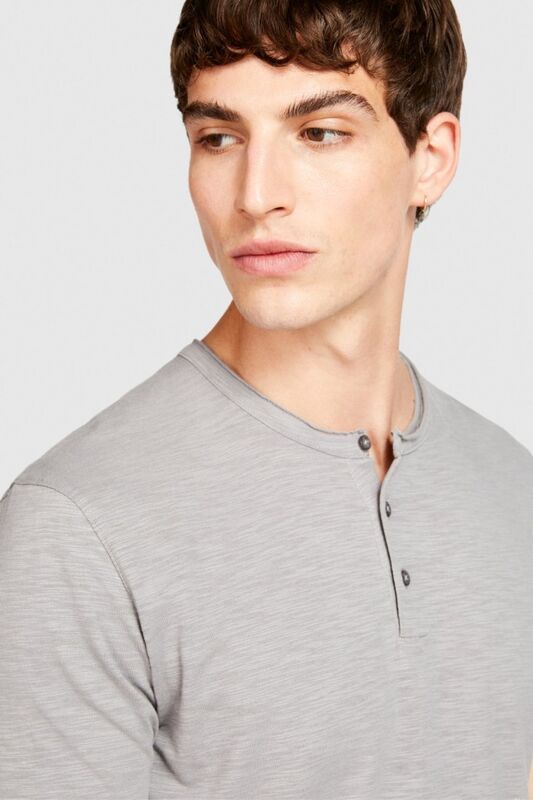 %100 Koton Slim Fit Düğme Detayli Slub T-Shirt Erkek Siyah T-Shirt - 323A3YR7S1009