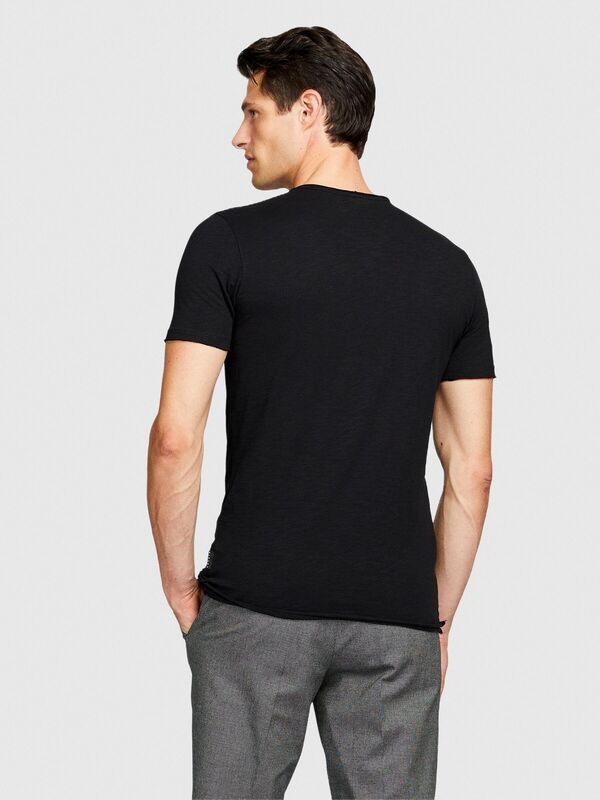 %100 Koton Slim Fit Düğme Detayli Slub T-Shirt Erkek Siyah T-Shirt - 323A3YR7S1009