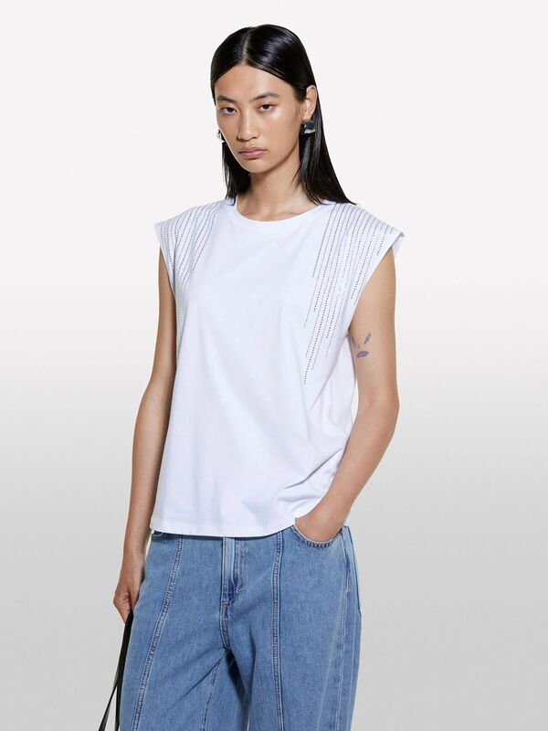 %100 Pamuk Aplikeli Bisiklet Yaka Kolsuz Bluz Kadın Beyaz Bluz - 324A351SL106J