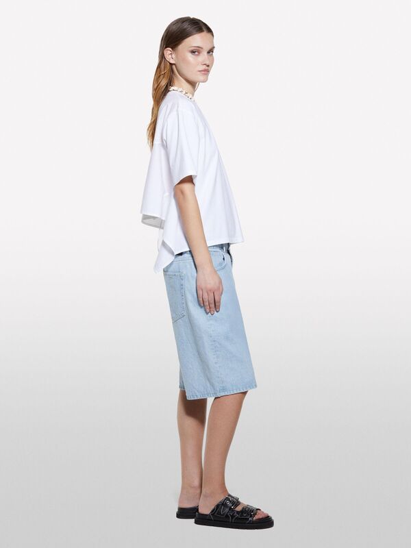 Sisley - %100 Pamuk Arkası Bağcıklı Bisiklet Yaka Regular Fit T-Shirt Kadın Beyaz T-Shirt - 325P3F1QL107K