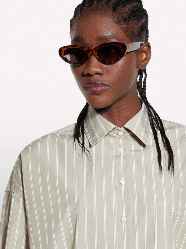 %100 Pamuk Çizgili Maskülen Poplin Gömlek Kadın Bej Gömlek - 325P5LKYLQ08H