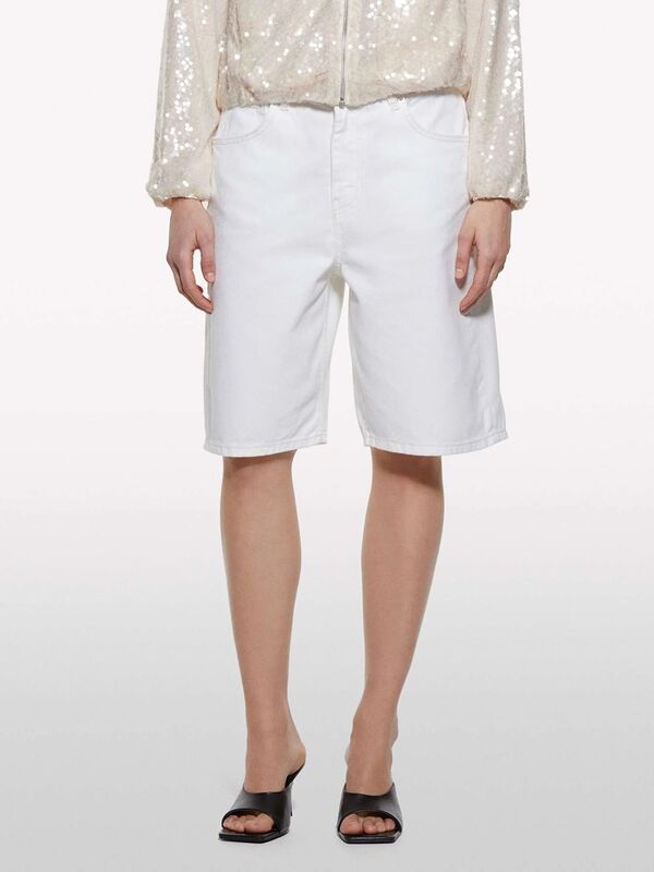 %100 Pamuk Düşük Bel Relax Fit Bermuda Denim Şort Kadın Bej Denim Şort - 325P4W9KL901L