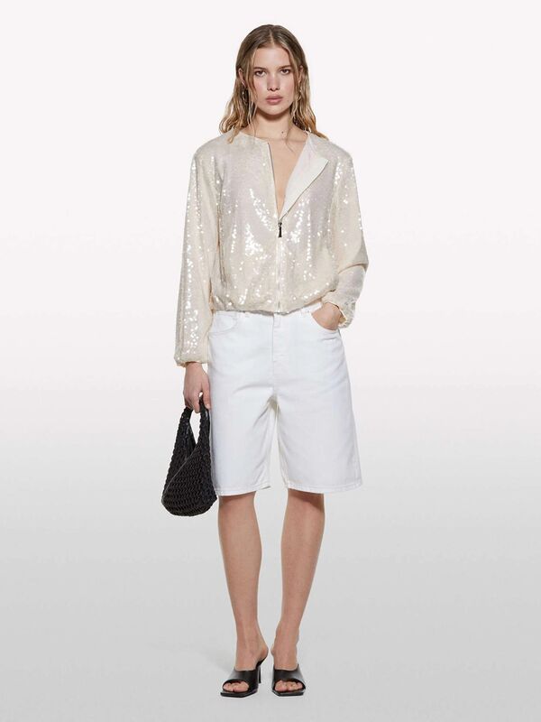 Sisley - %100 Pamuk Düşük Bel Relax Fit Bermuda Denim Şort Kadın Bej Denim Şort - 325P4W9KL901L