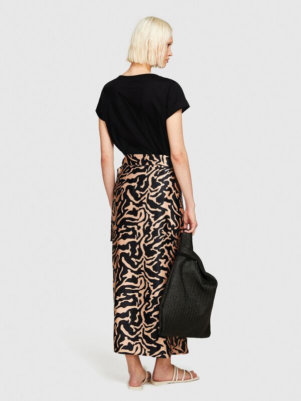 %100 Pamuk Geniş Bisiklet Yaka Dar Kesim Düz T-Shirt Kadın Siyah T-Shirt - 324P3I1XL1058