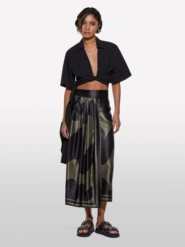 Sisley - %100 Pamuk Kuşaklı Kruvaze Poplin Gömlek Kadın Siyah Gömlek - 325P52EHLQ091