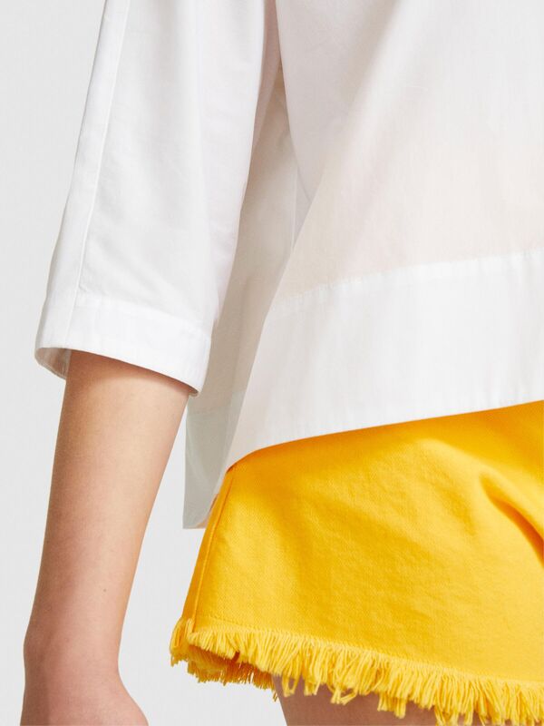 %100 Pamuk Önü Kısa A Kesim Gömlek Kadın Beyaz Gömlek - 324P5WMELQ06N