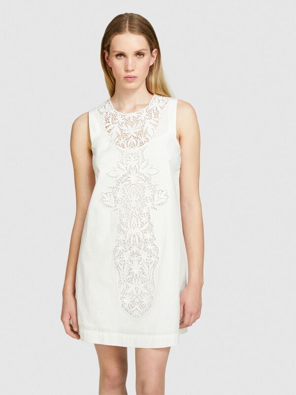 %100 Pamuk Önü Tıp İşlemeli Hafif Kloş Kolsuz Elbise Kadın Kırık Beyaz Elbise - 324P4EHXLV05V