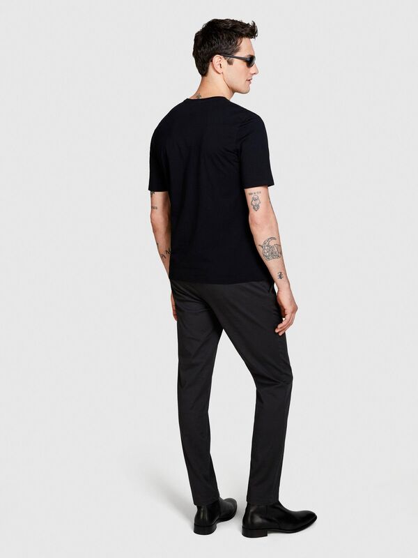 Sisley - %100 Pamuk Regular Fit Bisiklet Yaka T-Shirt Erkek Siyah T-Shirt - 324P3I1XS101J