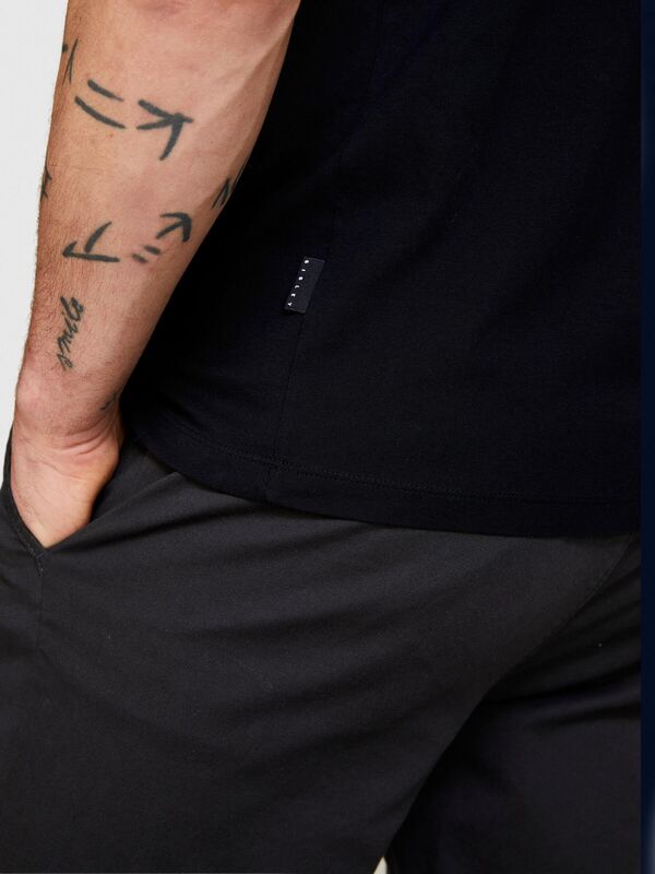 %100 Pamuk Regular Fit Bisiklet Yaka T-Shirt Erkek Siyah T-Shirt - 324P3I1XS101J