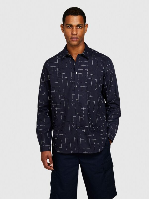 %100 Pamuk Tamamı Desenli Arkası Pileli Regular Fit Gömlek Erkek Siyah Mix Gömlek - 324P5YYUSQ03N %100 Pamuk Tamamı Desenli Arkası Pileli Regular Fit Gömlek Erkek Siyah Mix Gömlek - 324P5YYUSQ03N