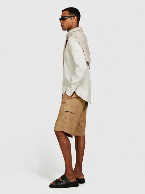 %100 Pamuk Yama Cepli Kemer Delikli Kargo Bermuda Şort Erkek Kahverengi Şort - 324P4IUKS9015