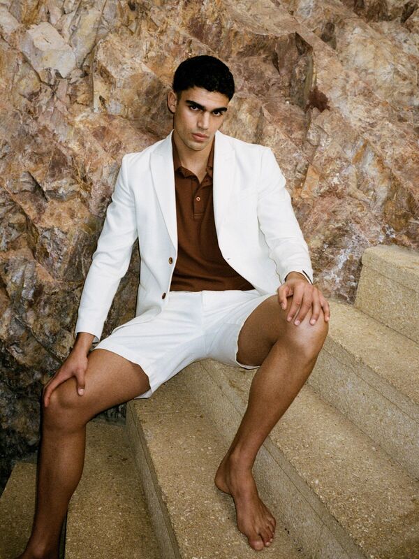 %100 Pamuk Yırtmaç Detaylı Regular Fit Bermuda Şort Erkek Krem Şort - 325P4GJ0S9018