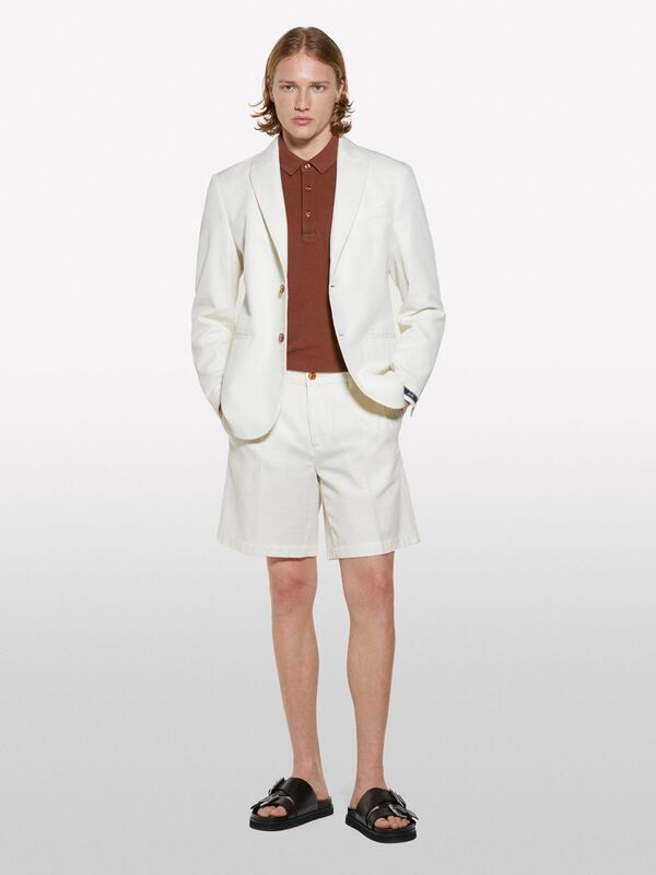 %100 Pamuk Yırtmaç Detaylı Regular Fit Bermuda Şort Erkek Krem Şort - 325P4GJ0S9018