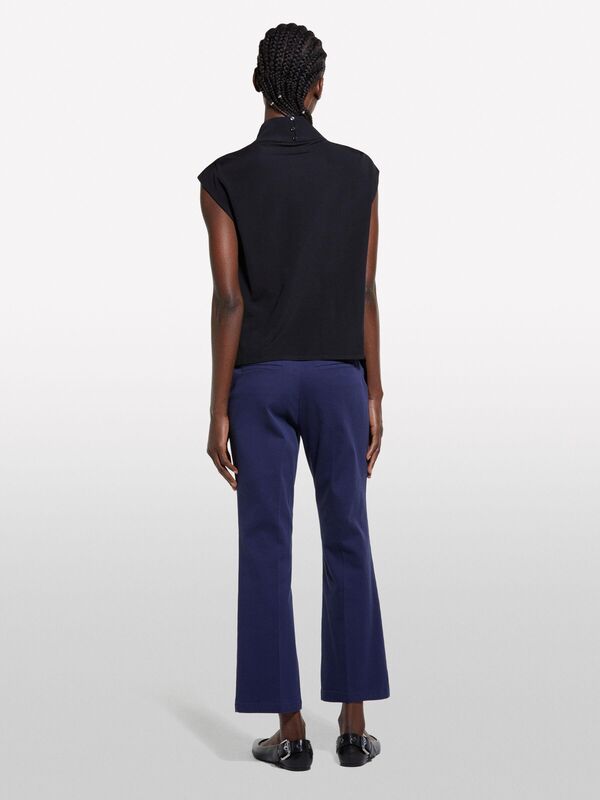 Sisley - %100 Viskoz Asimetrik Dökümlü Yaka Kolsuz Üst Kadın Siyah Bluz - 325P5FNTLQ08P