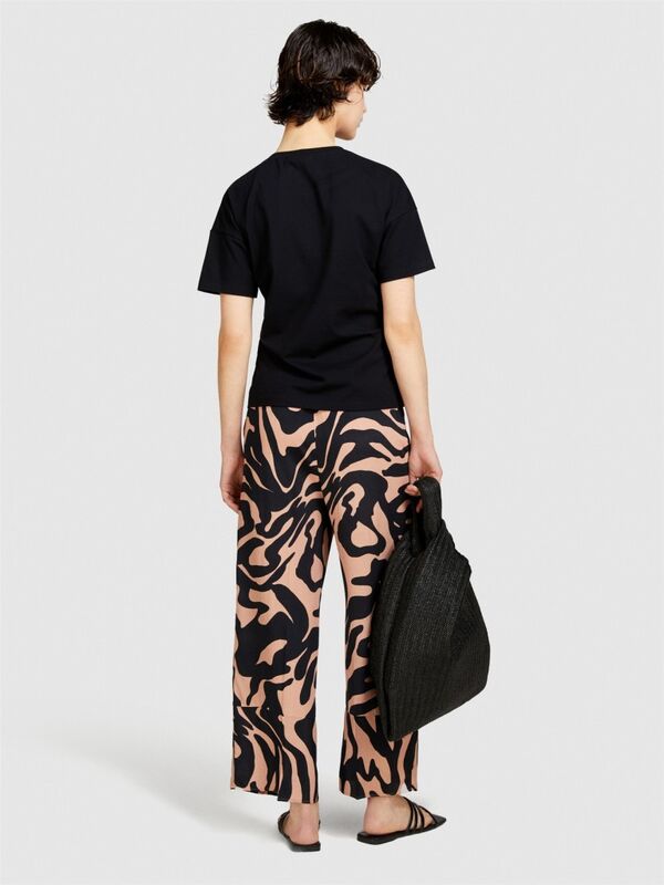 Sisley - %100 Viskoz Beli Lastikli Paça Detaylı Desenli Kloş Pantolon Kadın Mavi Pantolon - 324P4VJDLF05C