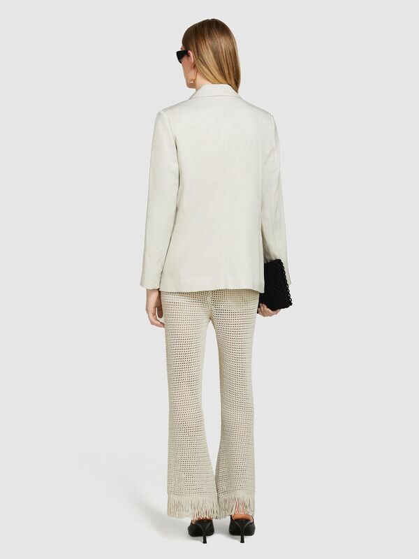 %100 Viskoz Cebi Biyeli Tek Düğmeli Saten Blazer Ceket Kadın Gri Ceket - 324P29NMLW023 %100 Viskoz Cebi Biyeli Tek Düğmeli Saten Blazer Ceket Kadın Gri Ceket - 324P29NMLW023