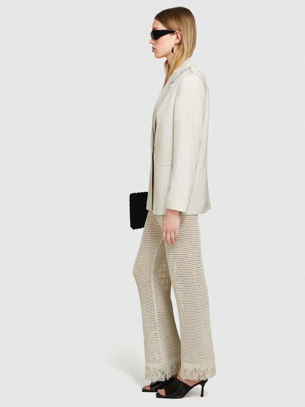 %100 Viskoz Cebi Biyeli Tek Düğmeli Saten Blazer Ceket Kadın Gri Ceket - 324P29NMLW023 %100 Viskoz Cebi Biyeli Tek Düğmeli Saten Blazer Ceket Kadın Gri Ceket - 324P29NMLW023