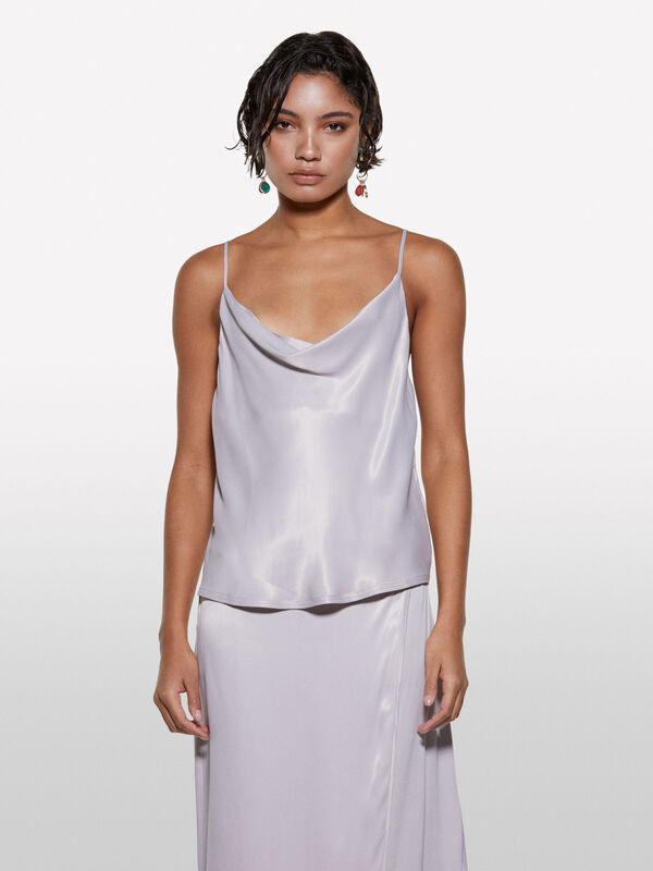 Sisley - %100 Viskoz Saten Degaje Yaka Askılı Üst Kadın Gri Bluz - 325P52BZLH01N