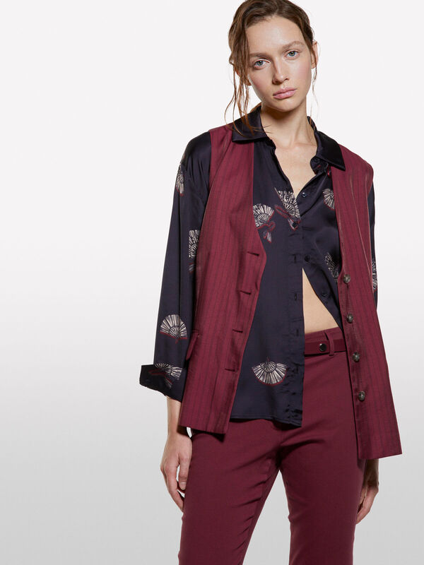 Sisley - %100 Viskoz Tamamı Desenli Asimetrik Oversize Saten Gömlek Kadın Siyah Gömlek - 325A5IBNLQ07F