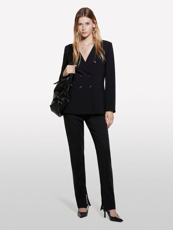 Astarlı Normal Kesim Yakasız Kruvaze Ceket Kadın Siyah Ceket - 324A2GJCLW028