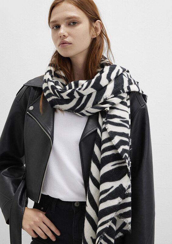 Mavi - ATKI Kadın Siyah Atkı - M1913598