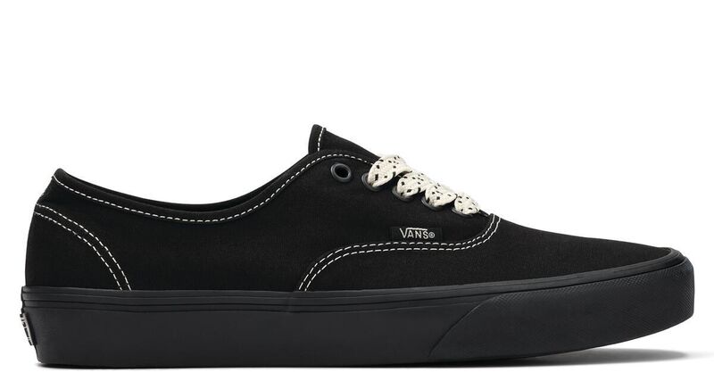 Vans - Authentic Uniseks Siyah Spor Ayakkabı - VN000D7Y Vans - Authentic Uniseks Siyah Spor Ayakkabı - VN000D7Y