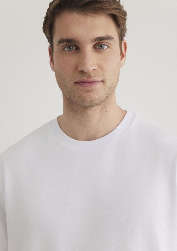 BASIC TISÖRT Erkek Beyaz Basic T-Shirt - M067082 BASIC TISÖRT Erkek Beyaz Basic T-Shirt - M067082