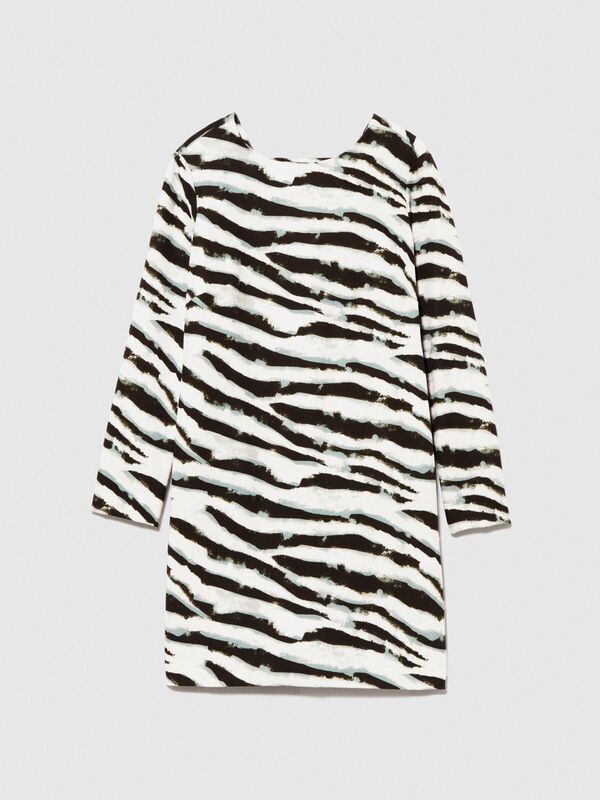 Desenli Arkası V Yaka Uzun Kollu Elbise Kadın Beyaz T-Shirt - 323A4KHJLV04T