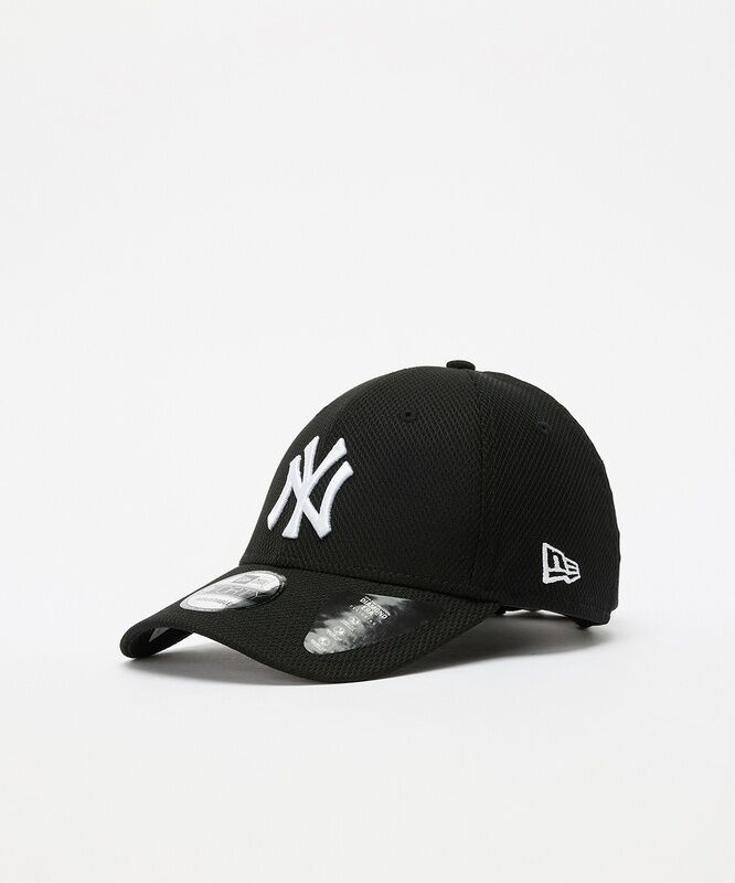 New Era - DIAMOND ERA 9FORTY NEYYAN BLKWHT Uniseks Siyah Şapka - 12523907