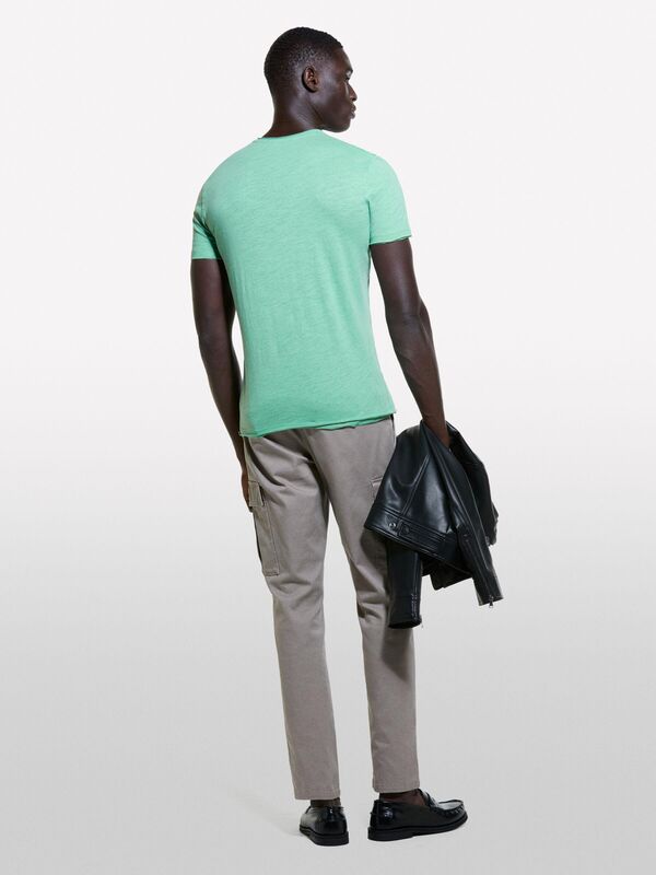 Sisley - Erk_%100 Pamuk Bisiklet Yaka Slim Fit Slub T-Shirt Erkek Soluk Yeşil T-Shirt - 324A3WF0S101K