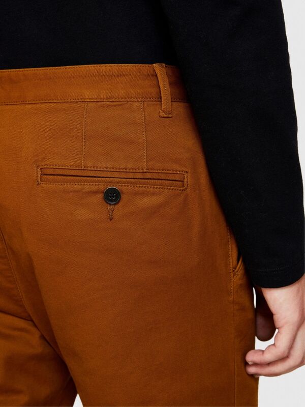 Esnek Slim Fit Chino Pantolon Erkek Kahverengi T-Shirt - 323A4JGCSF03E