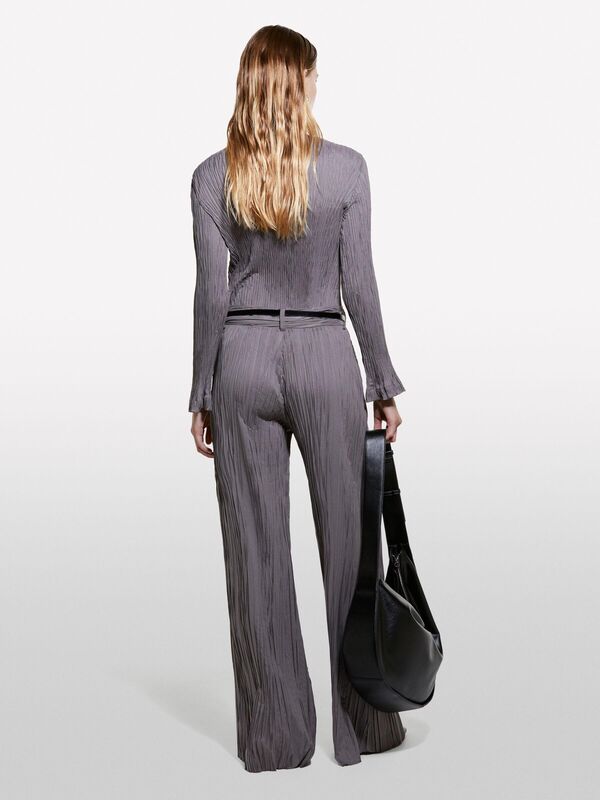 Etek Ucu Kloş Detaylı Uzun Kollu Yuvarlak Yaka Bluz Kadın Füme Bluz - 324A5IWWLQ07D