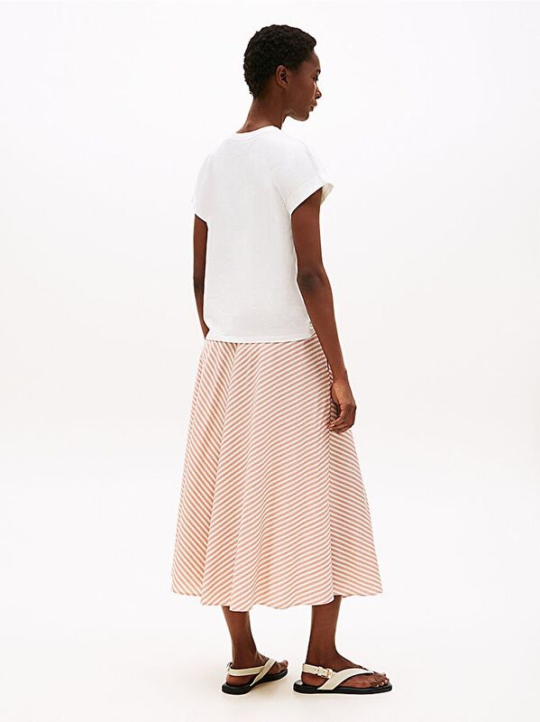 FLORAL SCRIPT MDRN C-NK SS TEE Kadın Beyaz T-Shirt - WW0WW47157