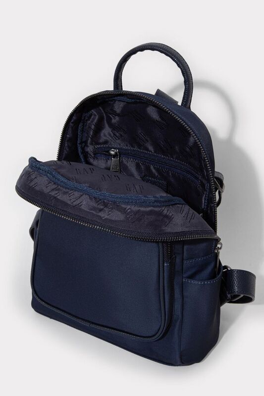 GAP KADIN SIRT ÇANTASI Kadın Koyu Mavi Çanta - 15815 GAP KADIN SIRT ÇANTASI Kadın Koyu Mavi Çanta - 15815