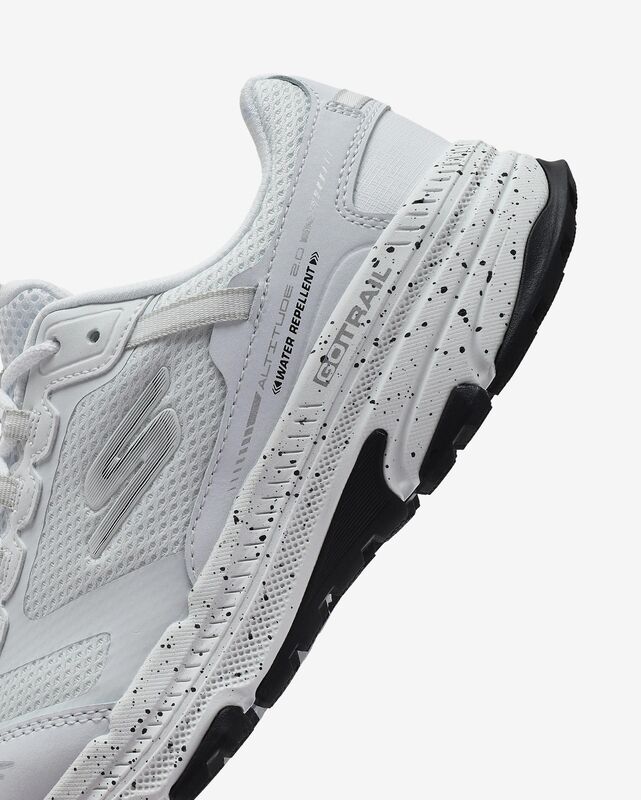 GO RUN TRAIL ALTITUDE 2.0 Kadın Beyaz Spor Ayakkabı - 129525