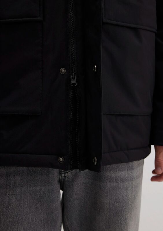 KAPÜŞONLU PARKA Erkek Siyah Parka - M0110472
