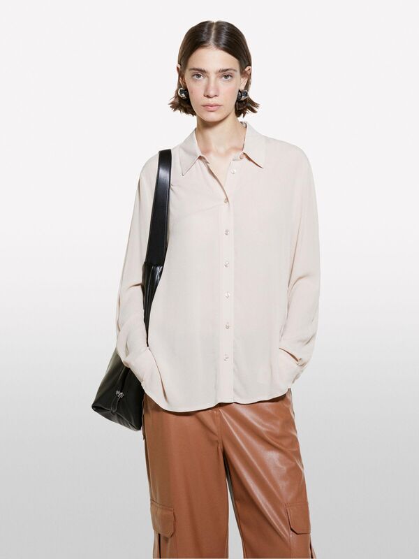 Kdn_%100 Viskoz Önü Kısa Yanları Yırtmaçlı Uzun Kollu Gömlek Kadın Pudra Gömlek - 324A5ZMZLQ07I